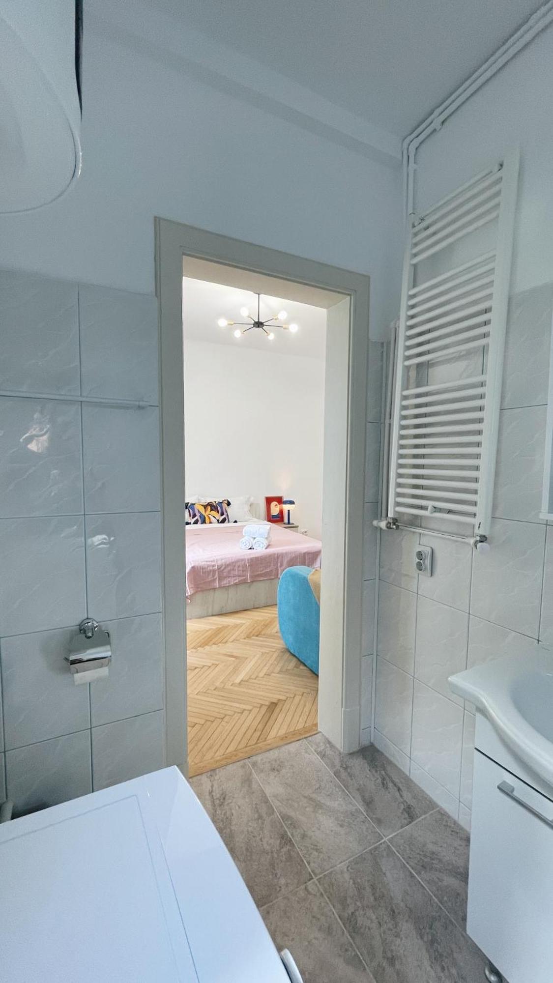 Pinkfluid - Charming Studio In Prime Location Bukarest Exterior foto