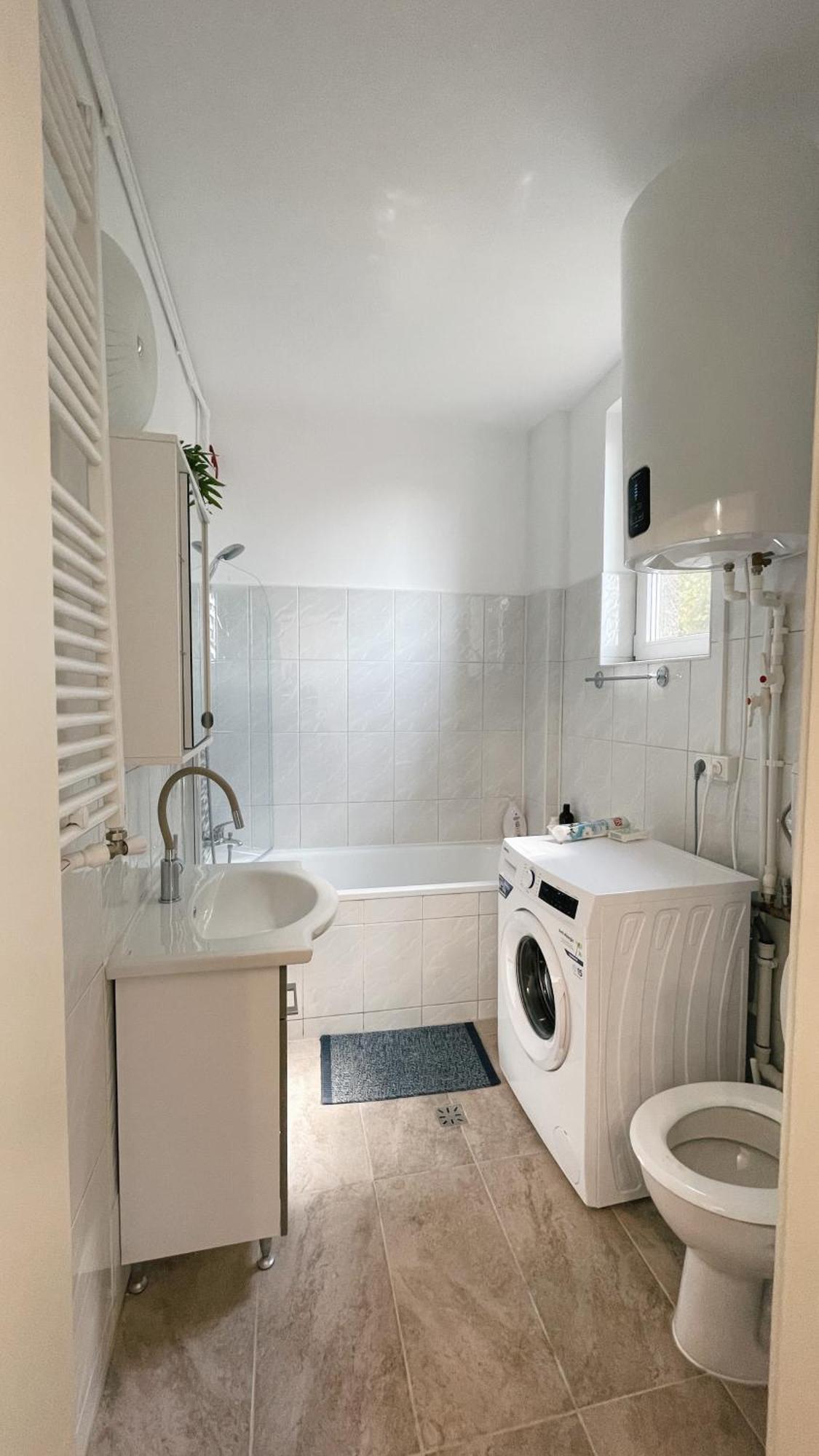 Pinkfluid - Charming Studio In Prime Location Bukarest Exterior foto